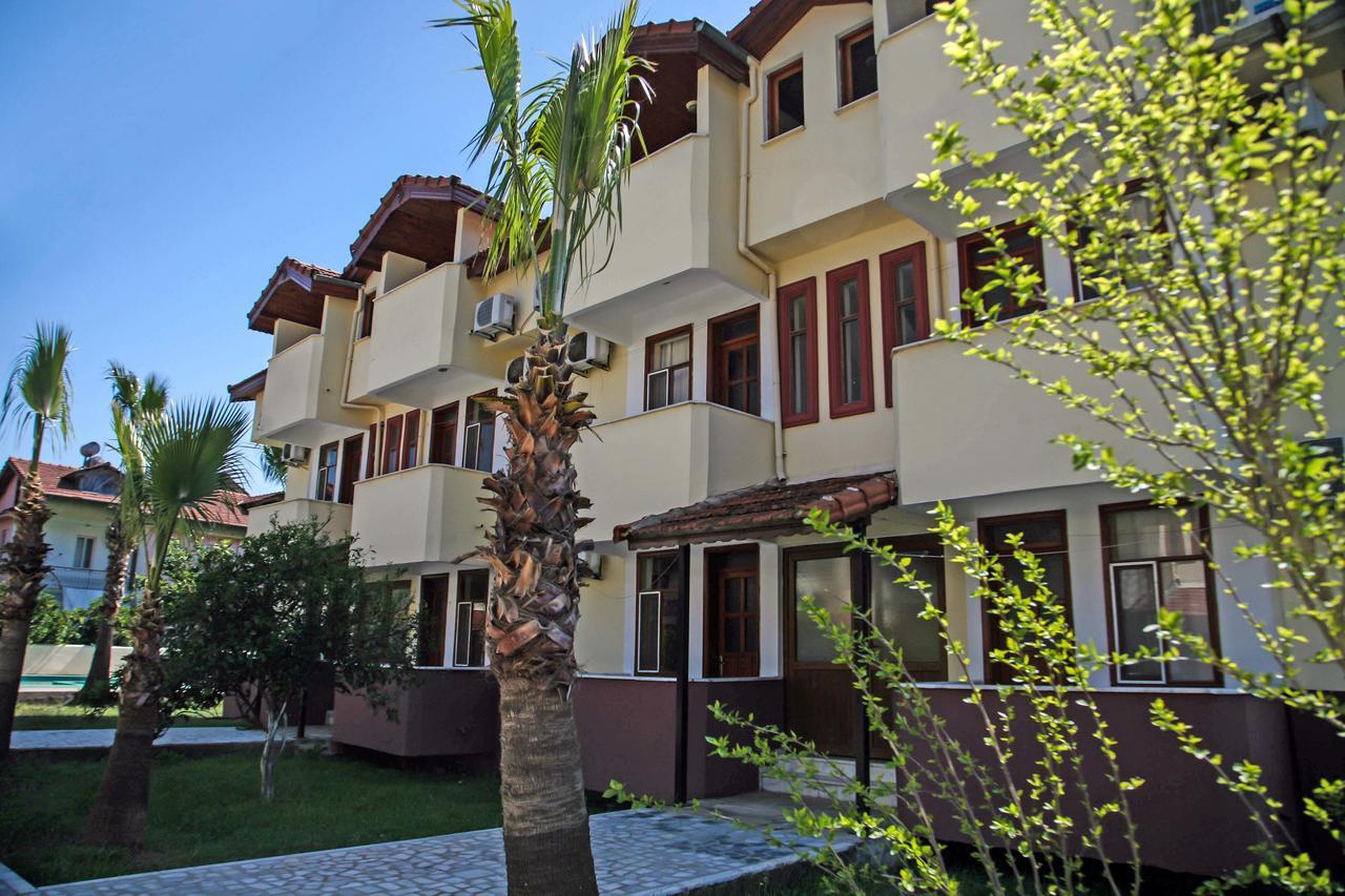 Erasmus Apart Hotel 达利安 外观 照片
